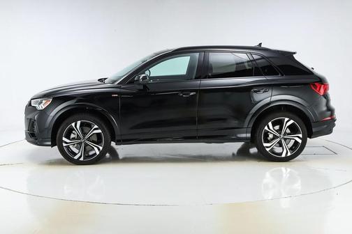 2024 Audi Q3 45 S line Premium