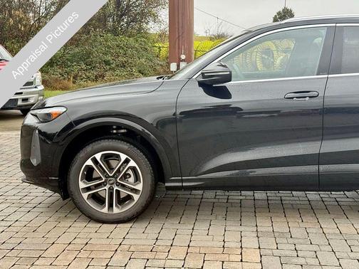 2025 Audi Q5 2.0T quattro Premium