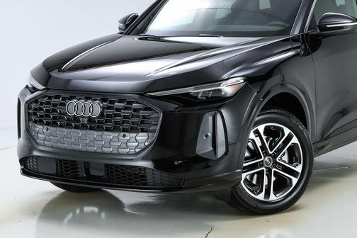 2025 Audi Q5 2.0T quattro Premium