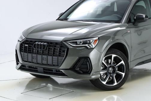 2025 Audi Q3 45 S line Premium