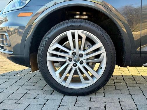 2018 Audi Q5 2.0T Prestige