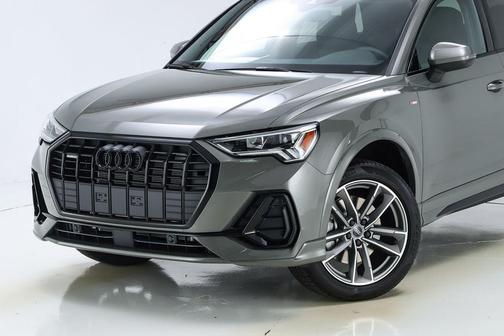 2025 Audi Q3 45 S line Premium