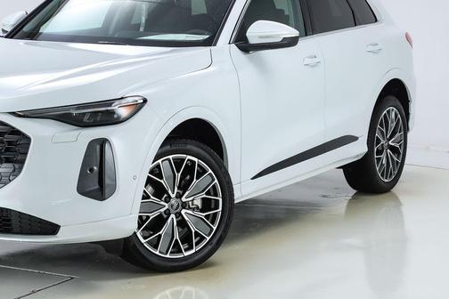 2025 Audi Q5 2.0T quattro Premium