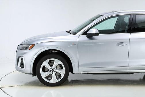 2024 Audi Q5 45 S line quattro Premium