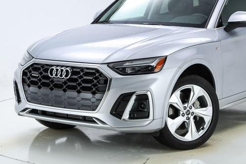 2024 Audi Q5 45 S line quattro Premium