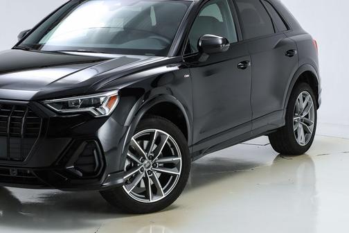 2025 Audi Q3 45 S line Premium