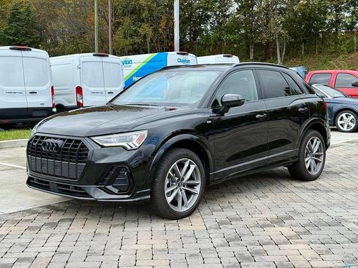 2025 Audi Q3 45 S line Premium