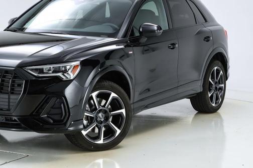 2025 Audi Q3 45 S line Premium