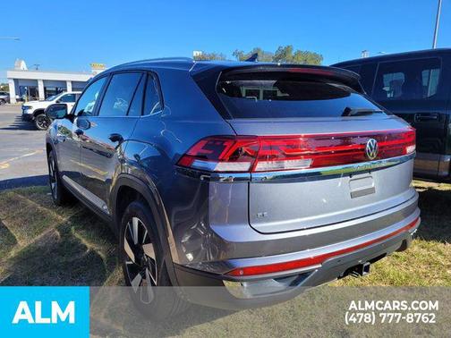 2025 Volkswagen Atlas Cross Sport 2.0T SE w/Technology