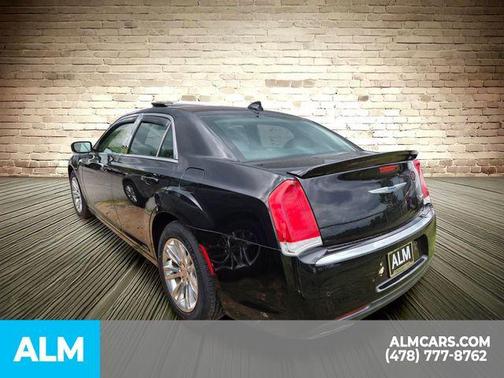 Gloss Black 2021 Chrysler 300 Touring