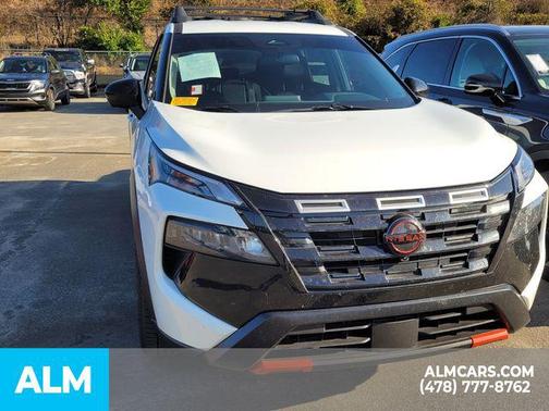 2025 Nissan Rogue Rock Creek