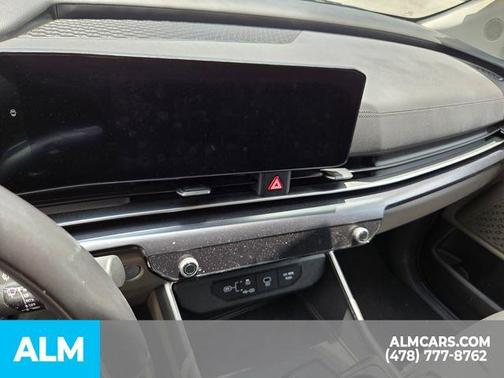 Panthera Metal 2025 Kia Carnival LXS