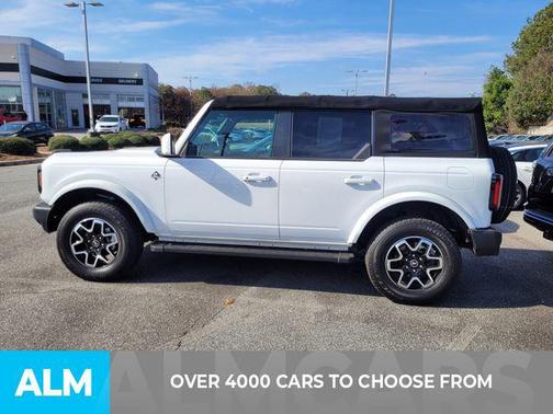 2023 Ford Bronco Outer Banks