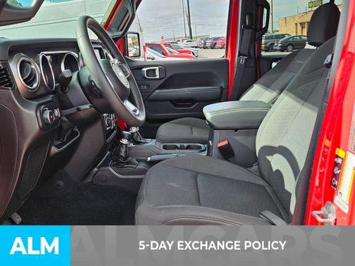 2023 Jeep Wrangler 4-Door Sahara