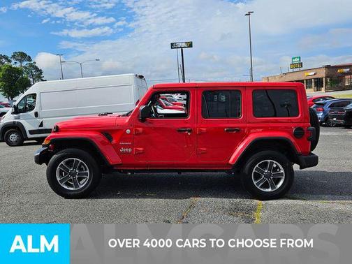 2023 Jeep Wrangler 4-Door Sahara