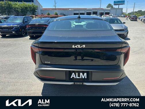 Aurora Black Pearl 2026 Kia K4 LXS