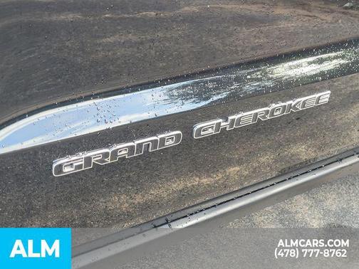 2020 Jeep Grand Cherokee Laredo