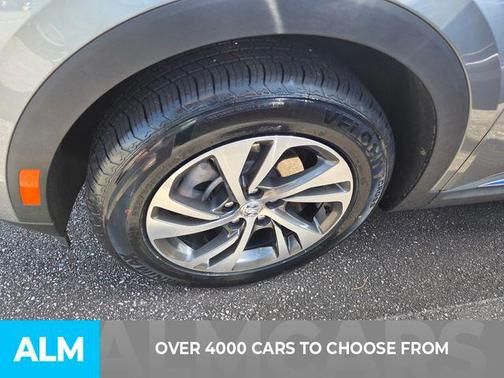 Moonstone Gray Metallic 2023 Buick Envision Essence FWD