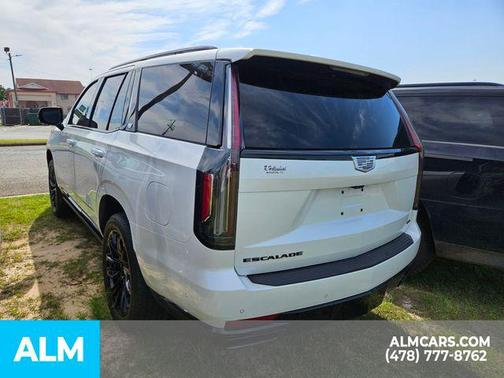 2022 Cadillac Escalade Sport