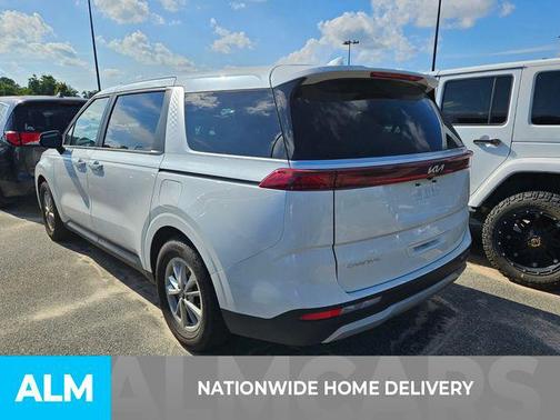 2024 Kia Carnival LX