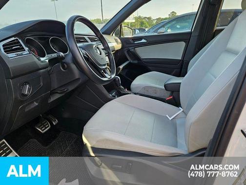 2021 Volkswagen Tiguan 2.0T SE R-Line Black