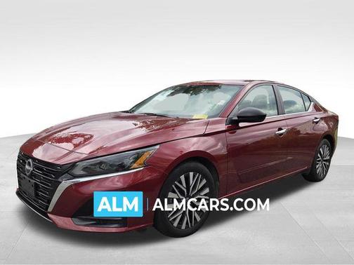 Scarlet Ember 2025 Nissan Altima 2.5 SV