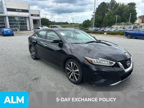Super Black 2023 Nissan Maxima SL