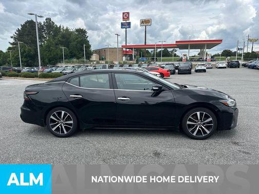 Super Black 2023 Nissan Maxima SL