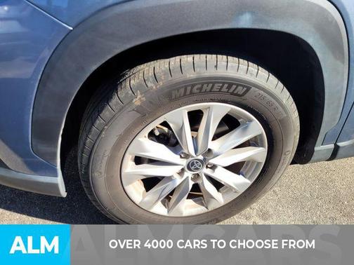 2022 Toyota Corolla Cross LE