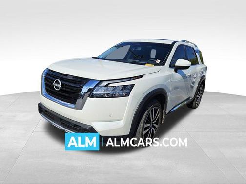 2024 Nissan Pathfinder Platinum FWD