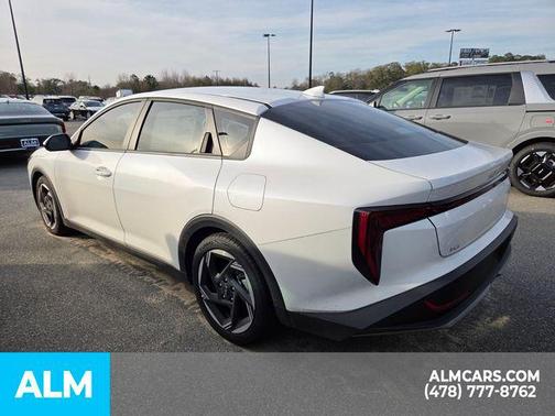 2025 Kia K4 EX