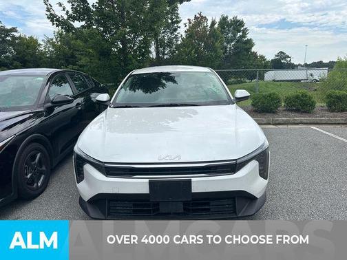 Snow White Pearl 2025 Kia K4 LXS