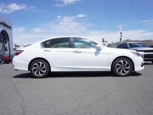 2017 Honda Accord EX