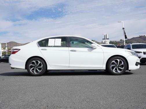 2017 Honda Accord EX