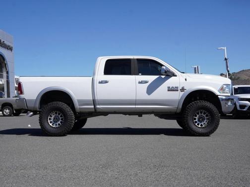 2016 RAM 2500 Laramie