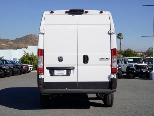Bright White Clearcoat 2026 RAM ProMaster 2500 High Roof