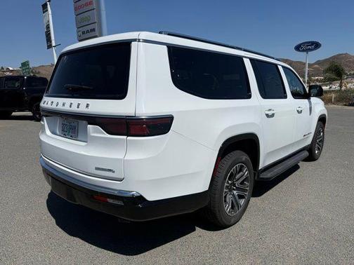 Bright White Clearcoat 2023 Jeep Wagoneer L Series II