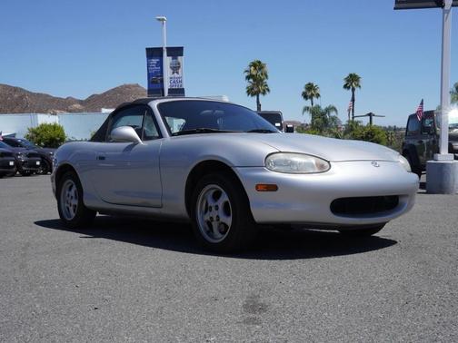 1999 Mazda MX-5 Miata