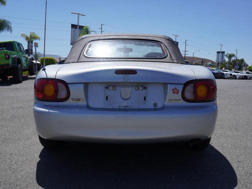 1999 Mazda MX-5 Miata