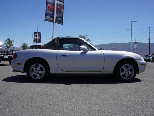 1999 Mazda MX-5 Miata