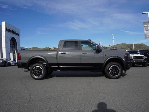 2026 RAM 2500 Rebel/Power Wagon
