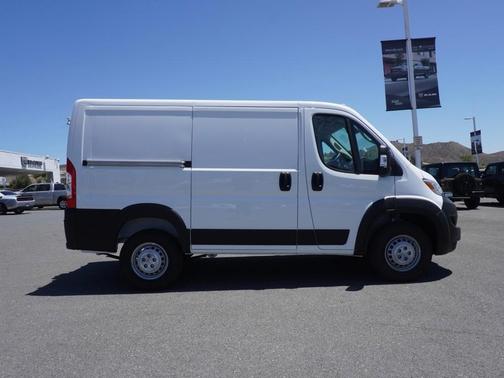 2025 RAM ProMaster 1500 Low Roof