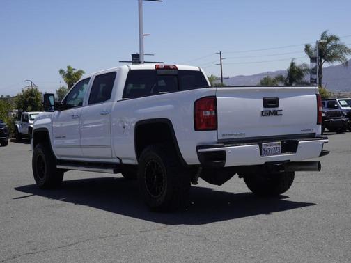 Summit White 2019 GMC Sierra 2500 Denali