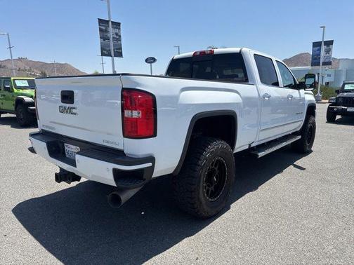 Summit White 2019 GMC Sierra 2500 Denali