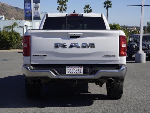 Bright White Clearcoat 2025 RAM 1500 Laramie
