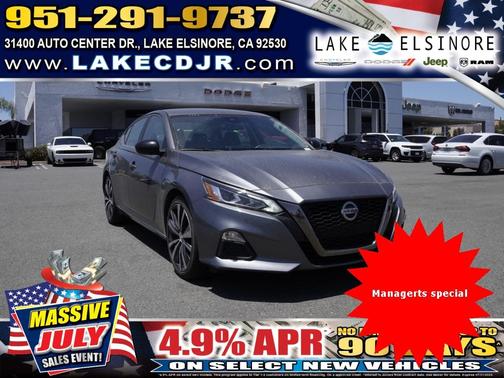 2022 Nissan Altima 2.5 SR