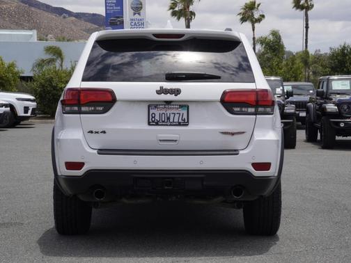 Bright White Clearcoat 2019 Jeep Grand Cherokee Trailhawk