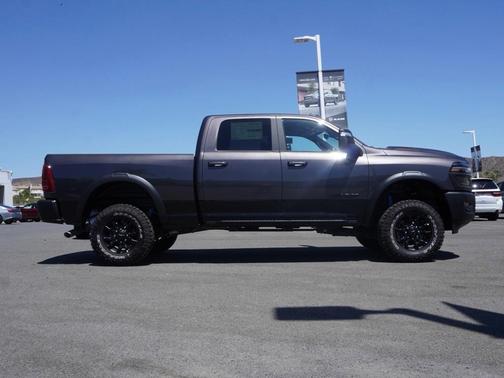 2025 RAM 2500 Rebel/Power Wagon