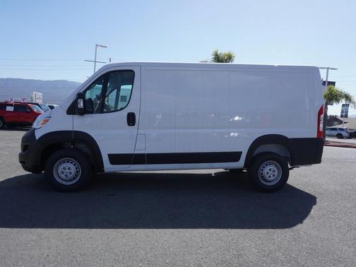 2025 RAM ProMaster 1500 Low Roof