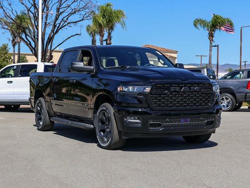 Diamond Black 2026 RAM 1500 Express